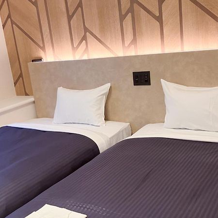 Hotel Livemax Budget Shinbashi Tōkyō Extérieur photo